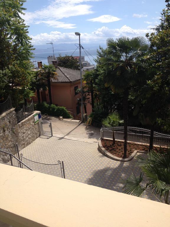 Apartments Villa Atta Опатія Екстер'єр фото
