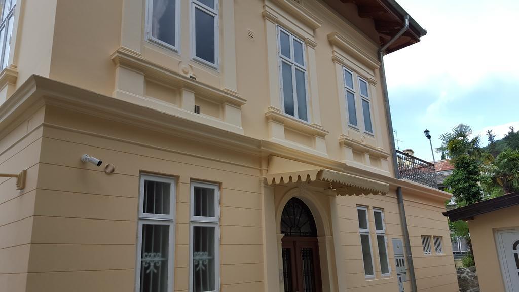 Apartments Villa Atta Опатія Екстер'єр фото