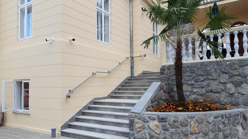 Apartments Villa Atta Опатія Екстер'єр фото