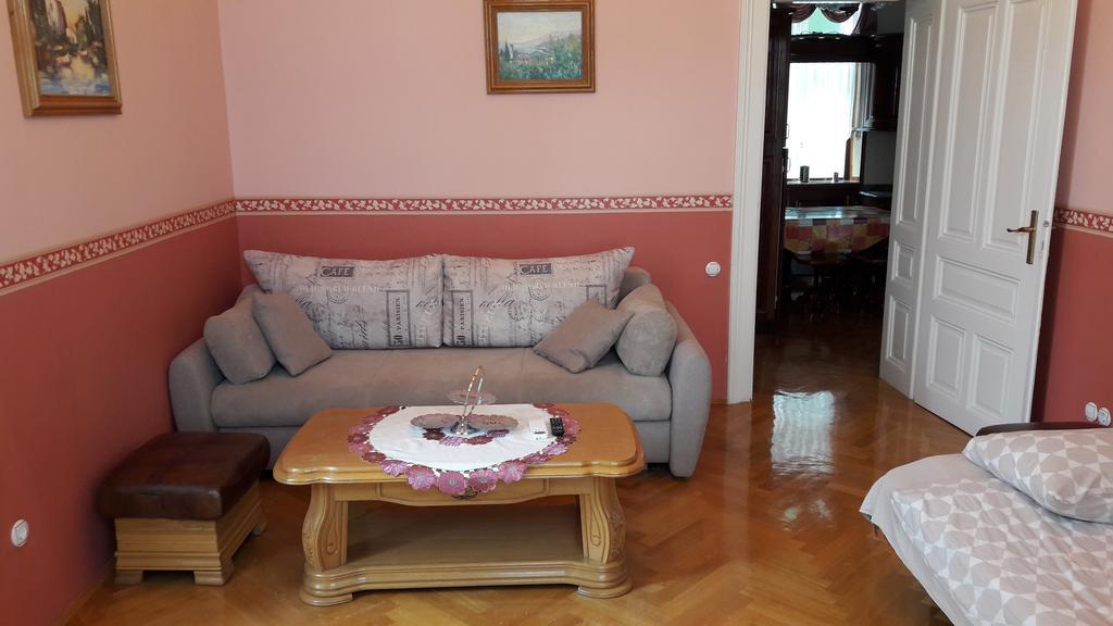 Apartments Villa Atta Опатія Екстер'єр фото