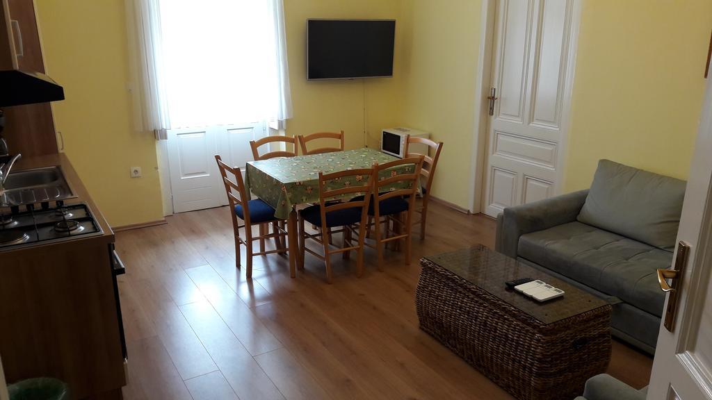 Apartments Villa Atta Опатія Екстер'єр фото
